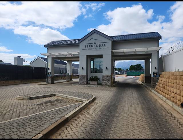2 BEDROOM APARTMENT RENTED IN PAARL SOUTH